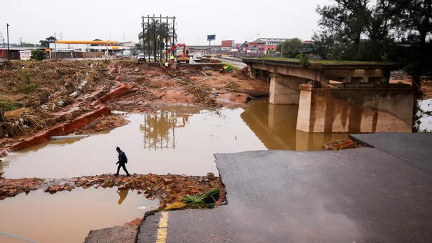 Inondations meurtrières en Afrique du Sud: Près de 17.438 foyers touchés