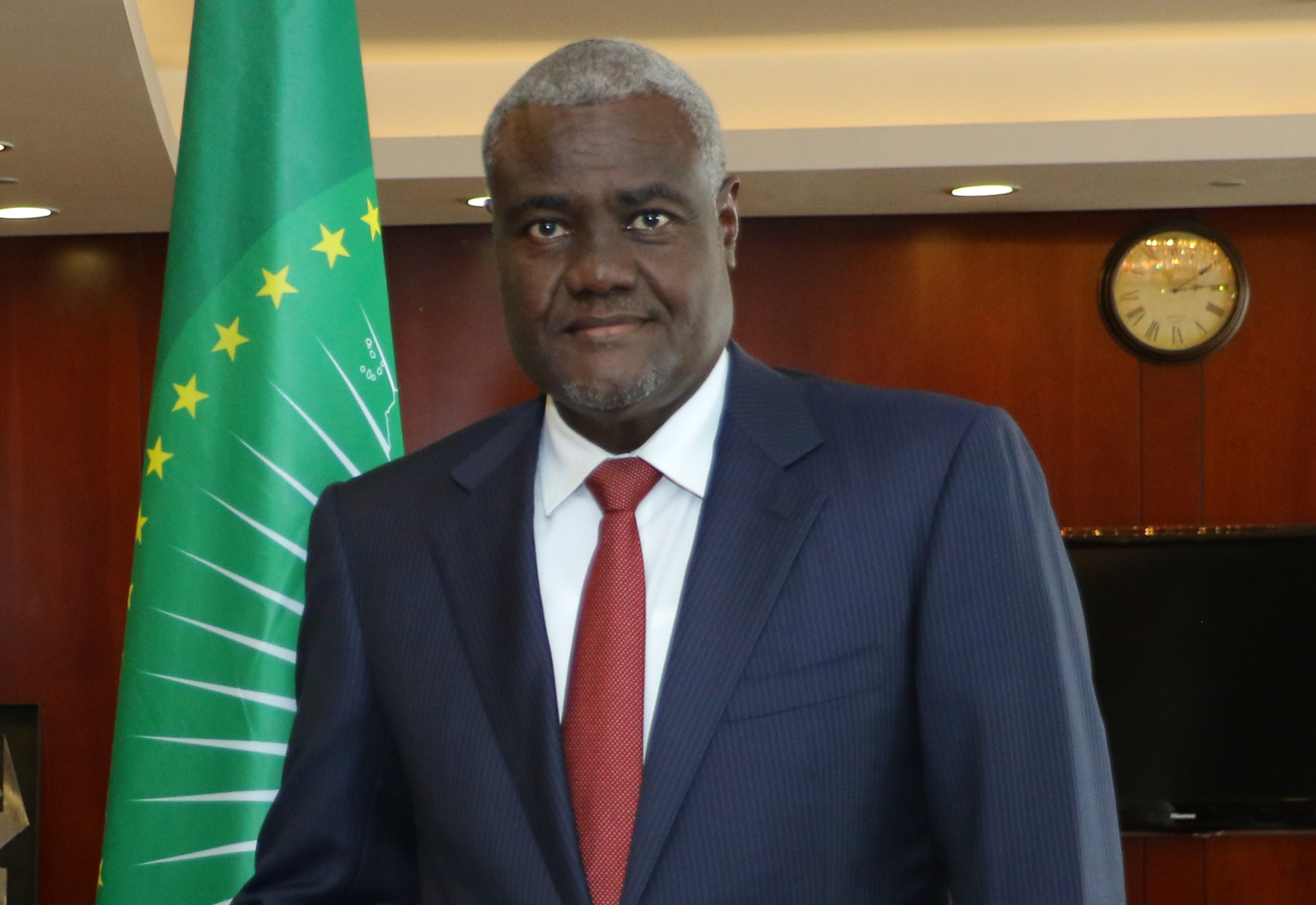 L’Union africaine condamne les attentats ayant visé trois camps de l’armée au Mali