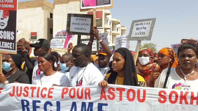 Sénégal/Affaire Astou Sokhna : Une peine de prison d’un an requise contre six sages-femmes