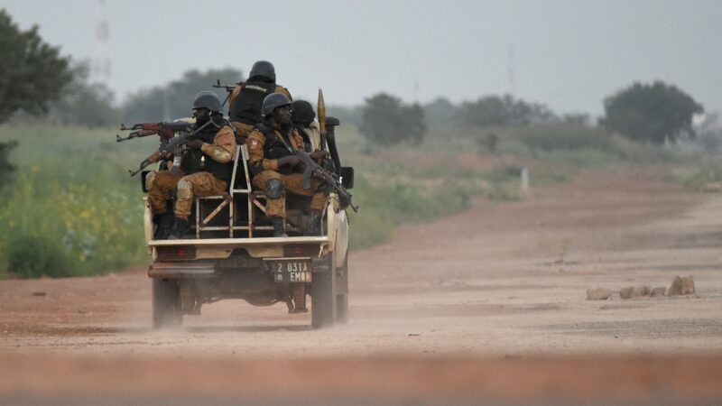 Burkina Faso: Une cinquantaine de civils tués près de Madjoari par des hommes non identifiés
