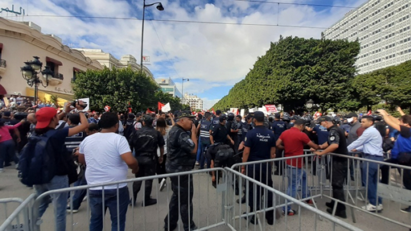 Tunisie : Première manifestation d’un Front commun contre le président K. Saied