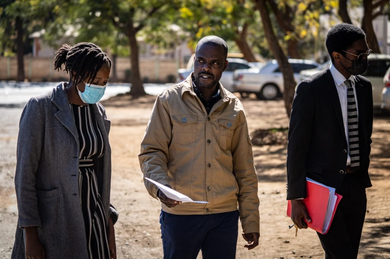 Zimbabwe: Deux députés du principal parti d’opposition restent en prison