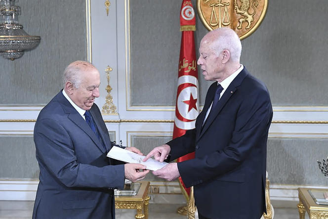 Tunisie : Le président Saied tente de séduire le FMI