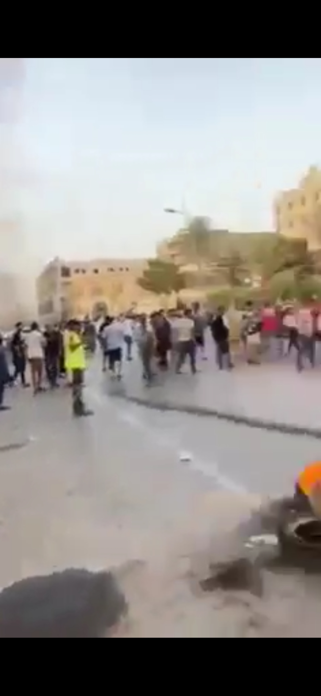 Libye : Des manifestants ont pris d’assaut le bâtiment du parlement libyen à Tobrouk