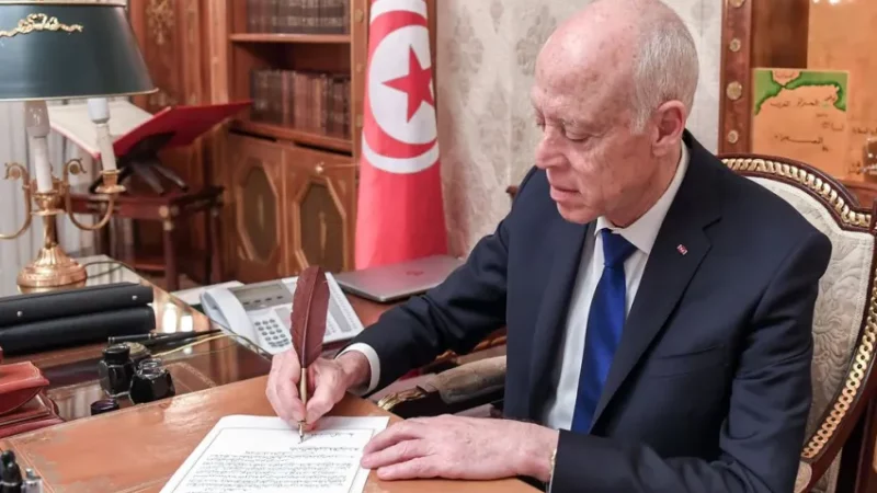 Tunisie : Le projet de Constitution prévoit de larges pouvoirs présidentiels