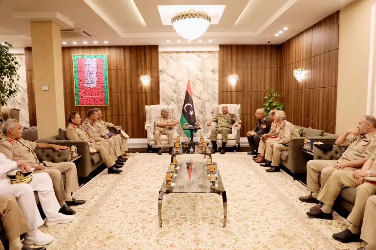 Libye : Des chefs militaires de l’Est et de l’Ouest appellent à la «réunification de l’armée»