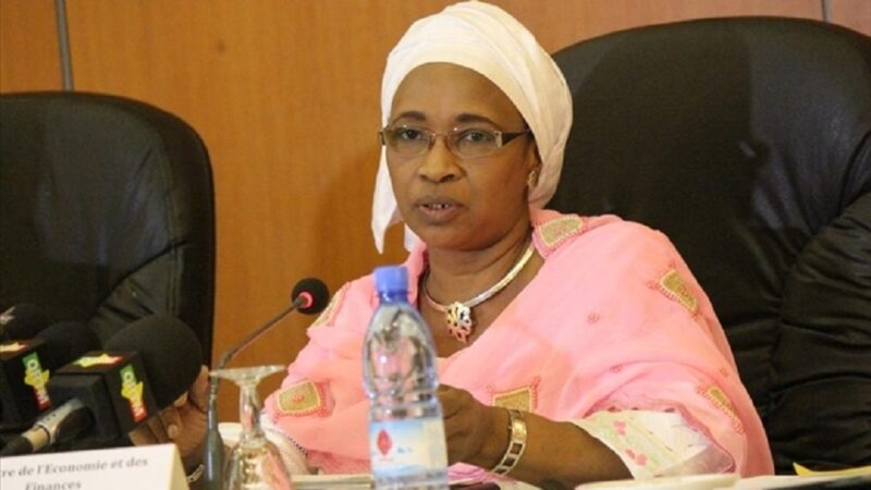 Mali : Une ancienne ministre en détention provisoire écrit au président Assimi Goïta pour la tenue de son procès