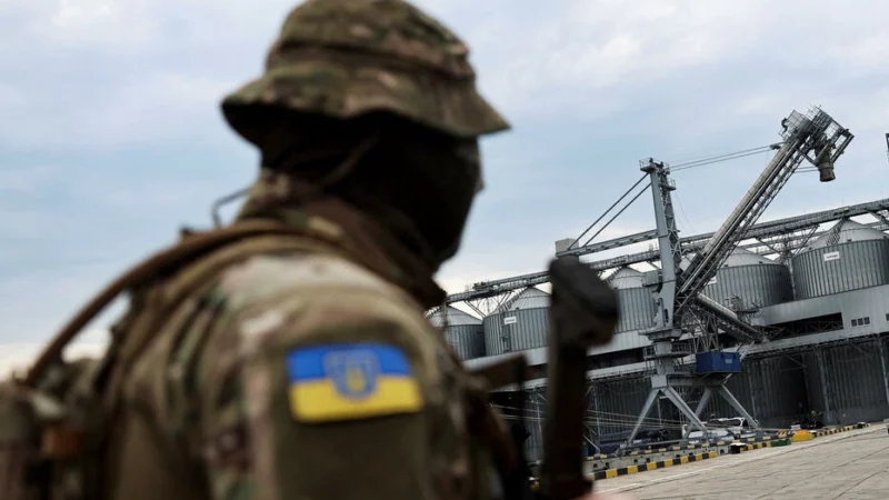 Crise Russie-Ukraine : Le premier chargement de céréales ukrainiennes a quitté le port d’Odessa