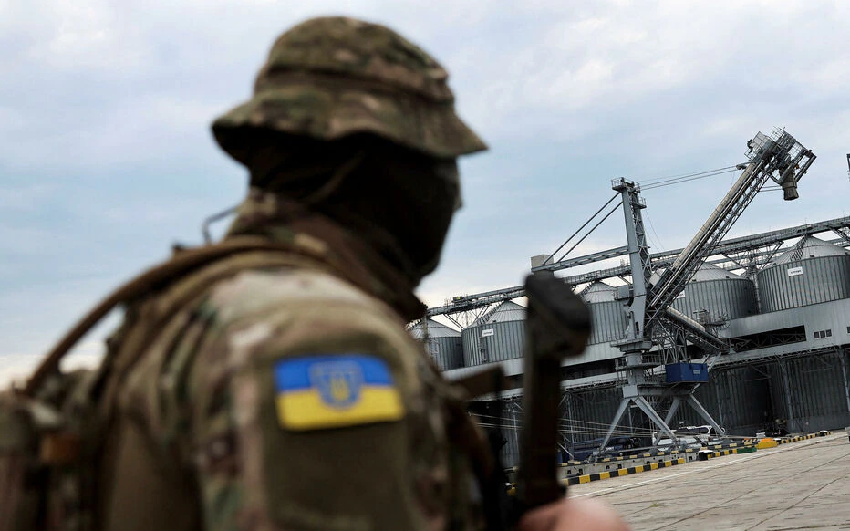 Crise Russie-Ukraine : Le premier chargement de céréales ukrainiennes a quitté le port d’Odessa