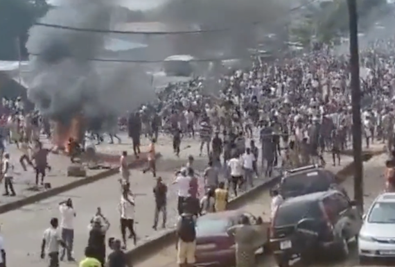 La Sierra Leone décrète un couvre-feu suite à des manifestations meurtrières