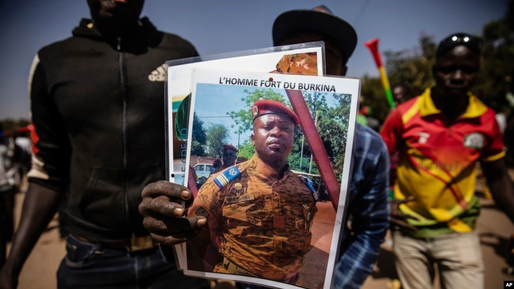 Burkina: Vives réactions des OSC après l’interpellation de l’activiste Kambou Mathias