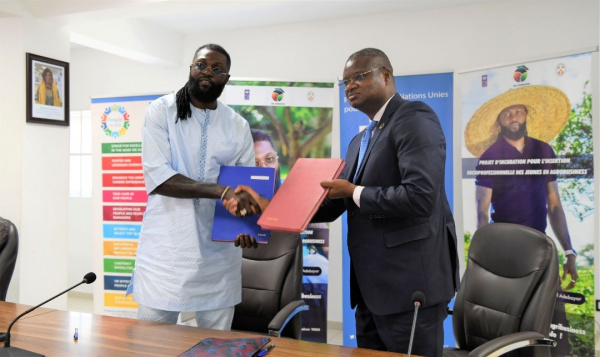 Afrique-Agrobusiness : Le PNUD met 100.000 $ à la disposition de la Fondation de Sheyi Emmanuel Adebayor