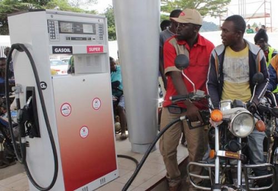 L’Afrique du Sud baisse le prix de l’essence