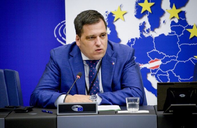 L’eurodéputé T. Zdechovský interpelle l’UE sur la menace terroriste du «polisario»