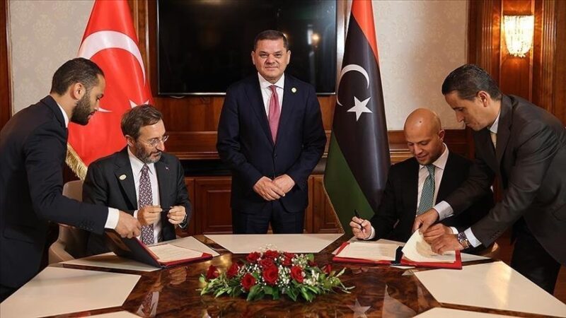 La Libye et la Turquie signent un accord de prospection d’hydrocarbures