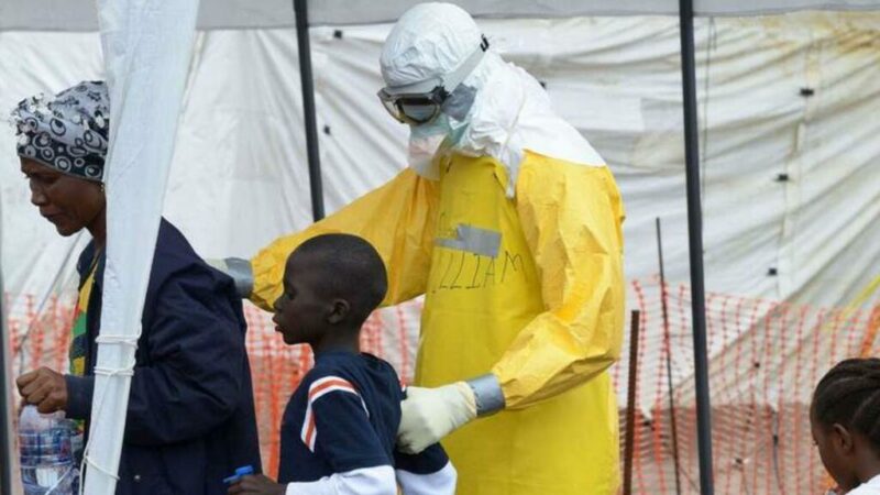 L’Ouganda ferme ses écoles après la découverte de cas d’Ebola dans le milieu scolaire