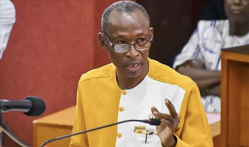 Le Parlement burkinabè accorde sa confiance au Premier ministre Kyelem de Tambela
