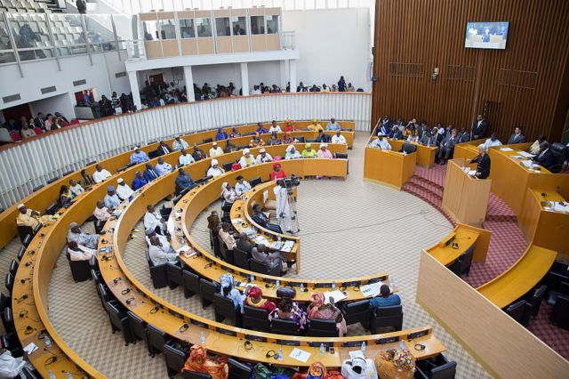 Sénégal : Le Parlement rejette une motion de censure de l’opposition contre le gouvernement