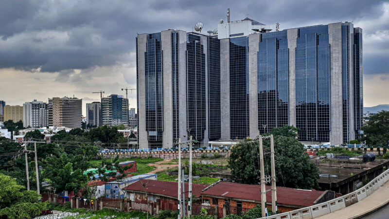Nigeria: Les restrictions autour des retraits de l’argent liquide légèrement assouplies