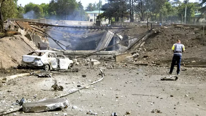 Afrique du Sud/Explosion d’un camion-citerne: le bilan passe à 18 morts