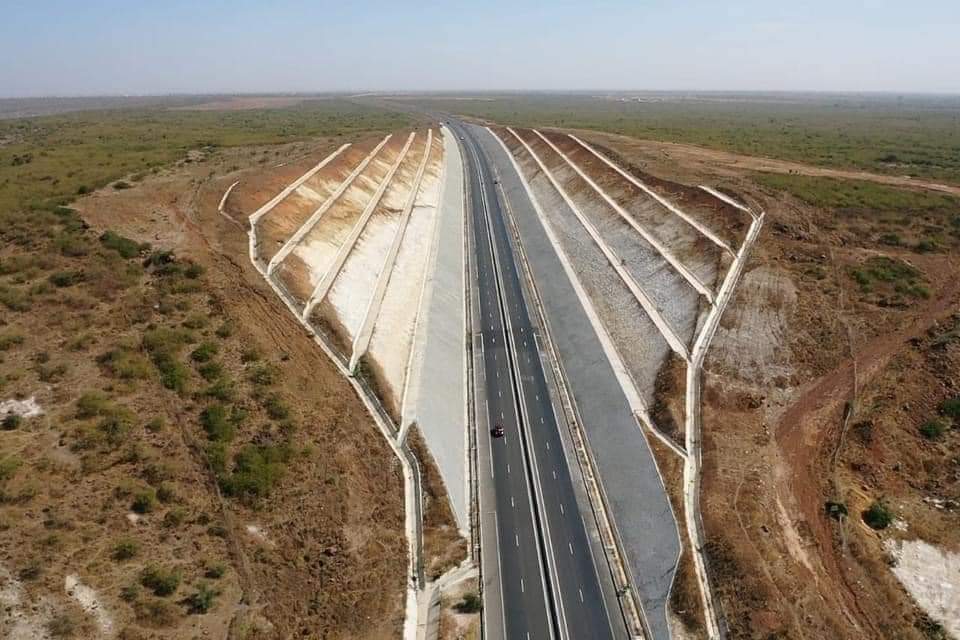 La BAD accorde au Sénégal un prêt de 166 millions d’euros pour la construction de l’autoroute Dakar-Tivaouane-Saint Louis