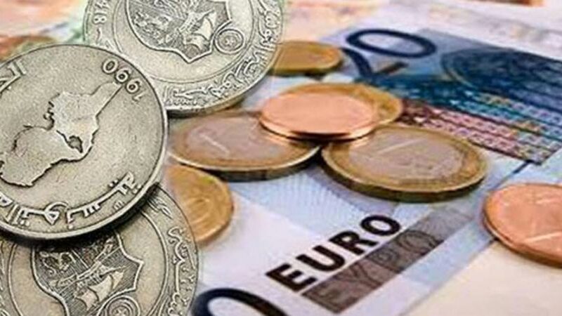 Le Dinar tunisien poursuit sa dépréciation face aux principales devises étrangères