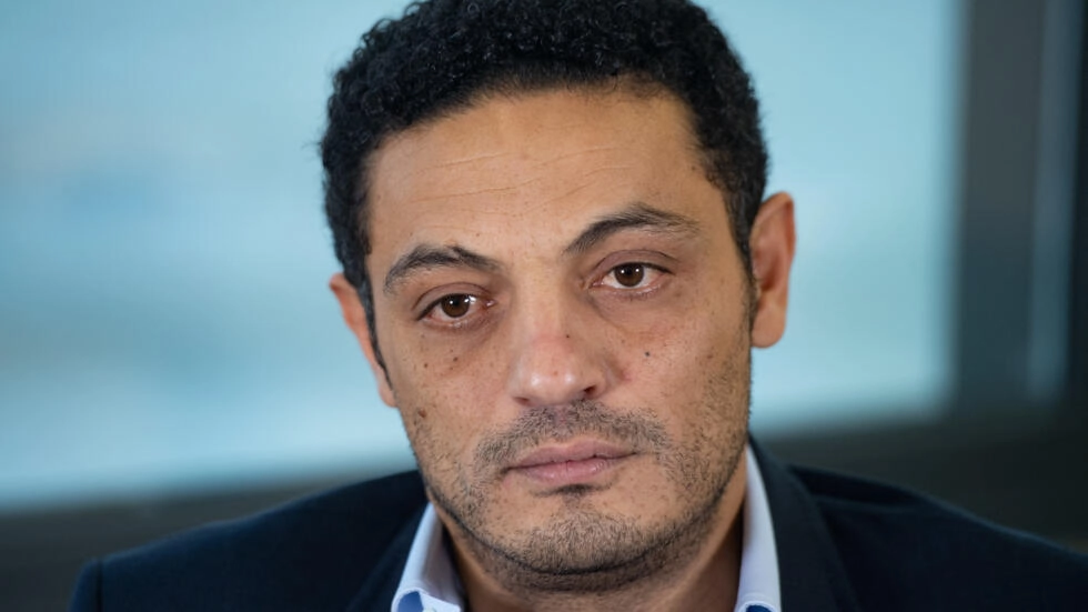 Egypte : L’homme d’affaires, Mohamed Ali en exil, condamné à la prison à perpétuité pour des manifestations anti-Sissi