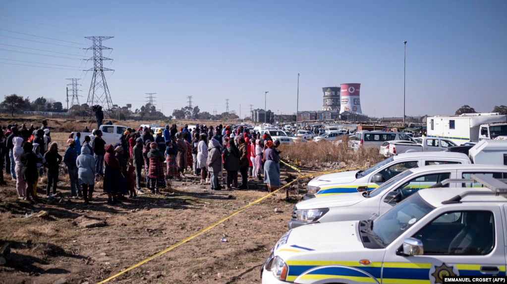 Afrique du Sud: Cinq cambrioleurs présumés brûlés vifs (police)