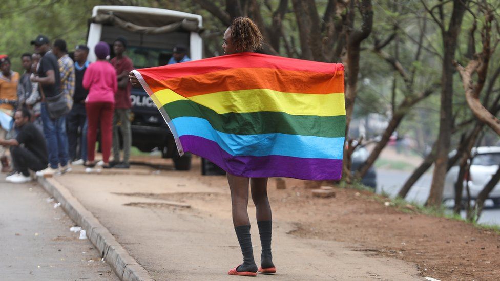 Kenya: Un suspect arrêté pour le meurtre d’un militant homosexuel