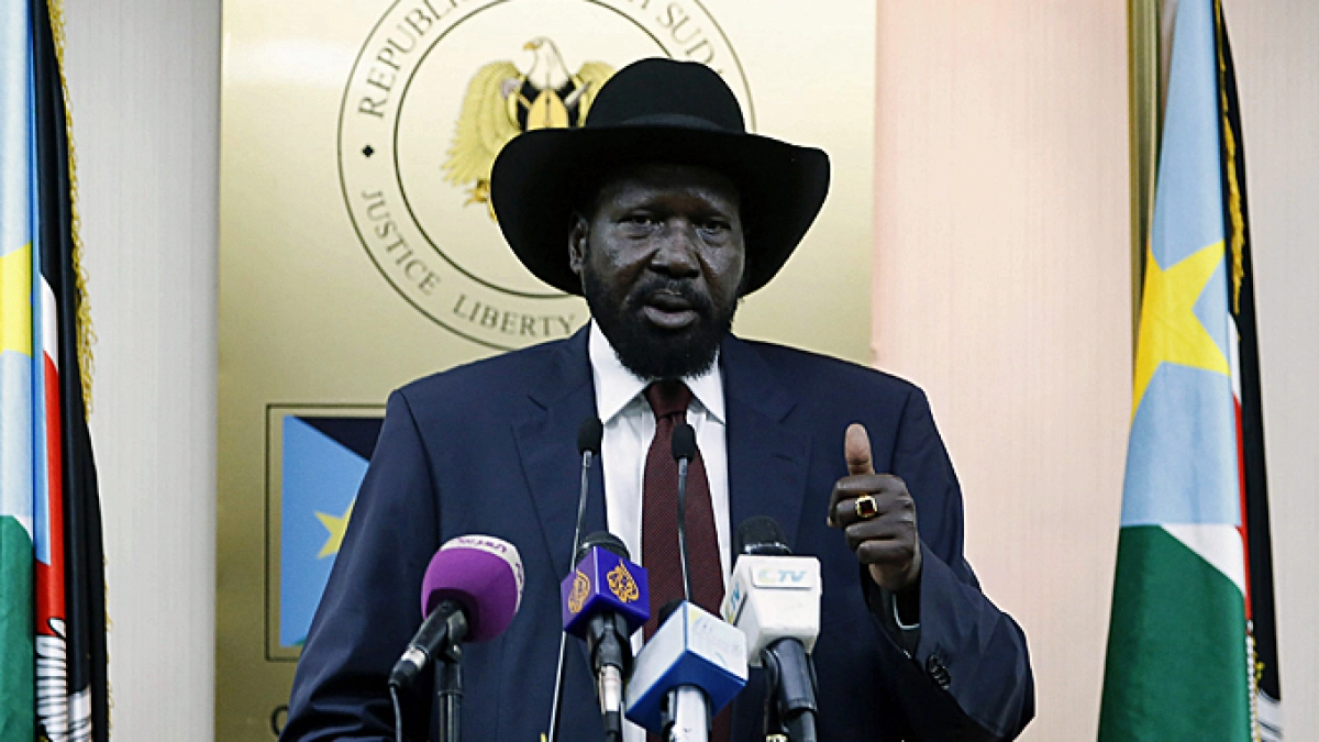 Soudan du Sud : Des journalistes arrêtés pour avoir montré le président Salva Kiir portant un pantalon mouillé