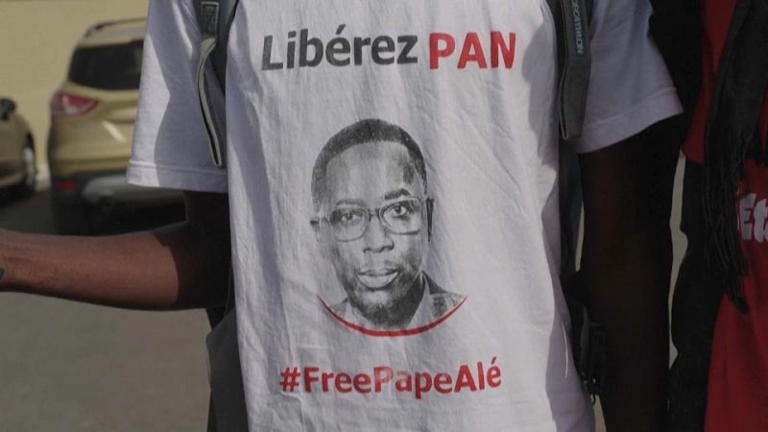 Sénégal: Manifestation à Dakar pour la libération du journaliste Pape Alé Niang