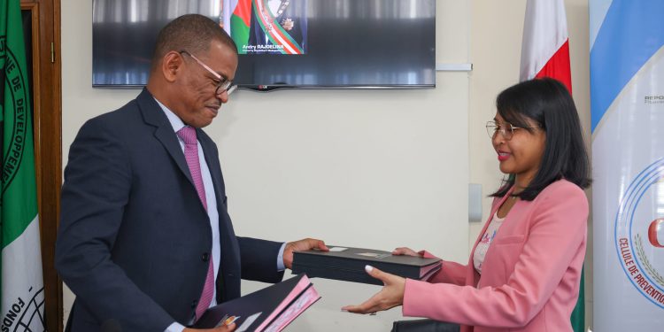 Madagascar signe deux accords de financement avec la BAD