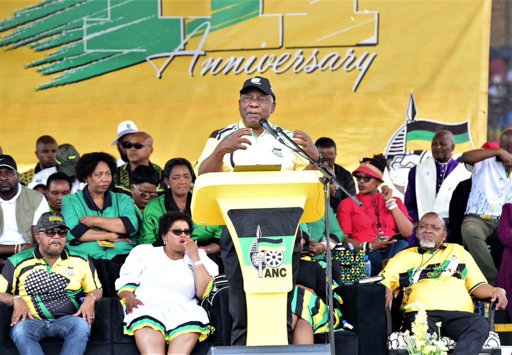 L’ANC fête ses 111 ans et son patron Ramaphosa promet à nouveau, une lutte ouverte contre la corruption