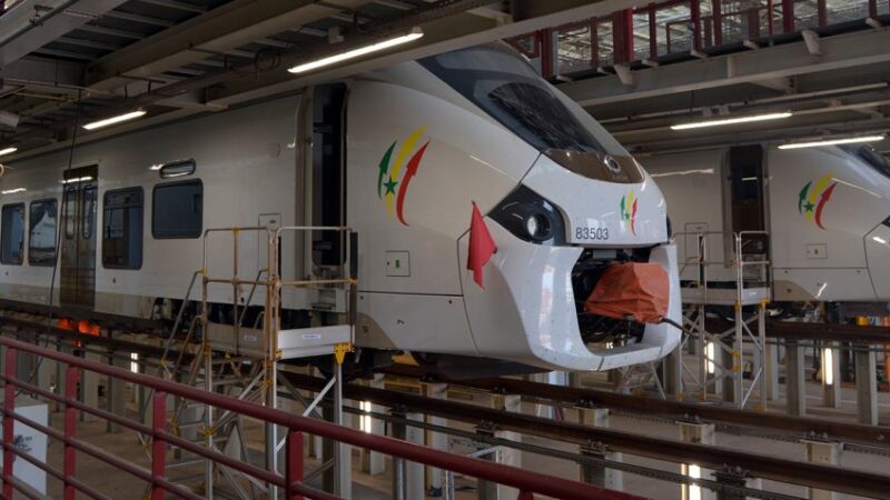 La SNCF obtient le contrat d’exploitation du Train rapide de Dakar