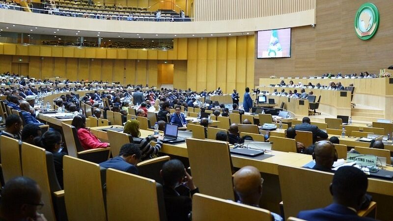 Le Roi Mohammed VI représenté au 36ème Sommet africain par le Chef du gouvernement marocain, Akhannouch