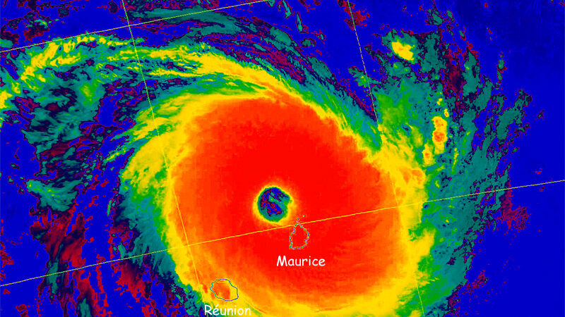 Maurice se prépare au pire face au cyclone tropical «Freddy»