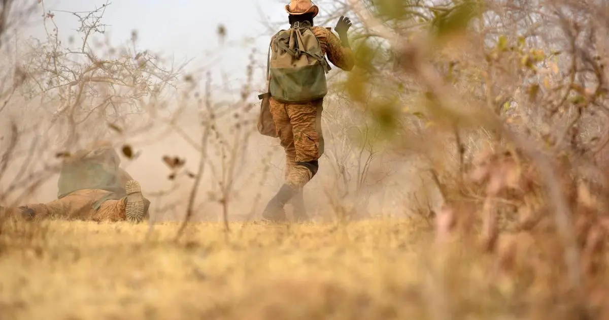 Burkina Faso : 112 «terroristes tués» et 11 soldats morts dans de récentes opérations anti-djihadistes (Armée)