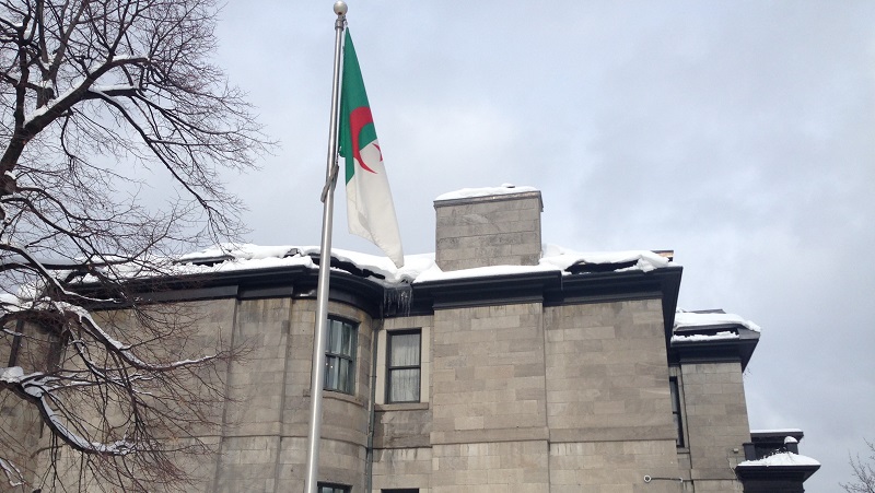 Montréal: Le consul d’Algérie poursuivi en justice par deux femmes d’entretien pour harcèlement et humiliation