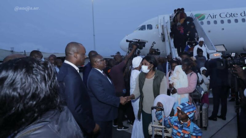 Arrivée à Abidjan du deuxième contingent de migrants ivoiriens en provenance de la Tunisie