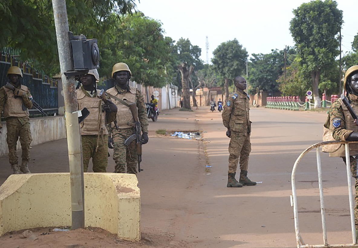 Une attaque armée au Nord du Burkina fait 40 morts parmi les soldats et supplétifs