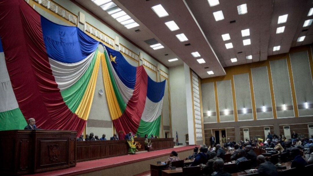 Le parlement centrafricain adopte une loi pour encadrer la « tokénisation » des ressources naturelles  