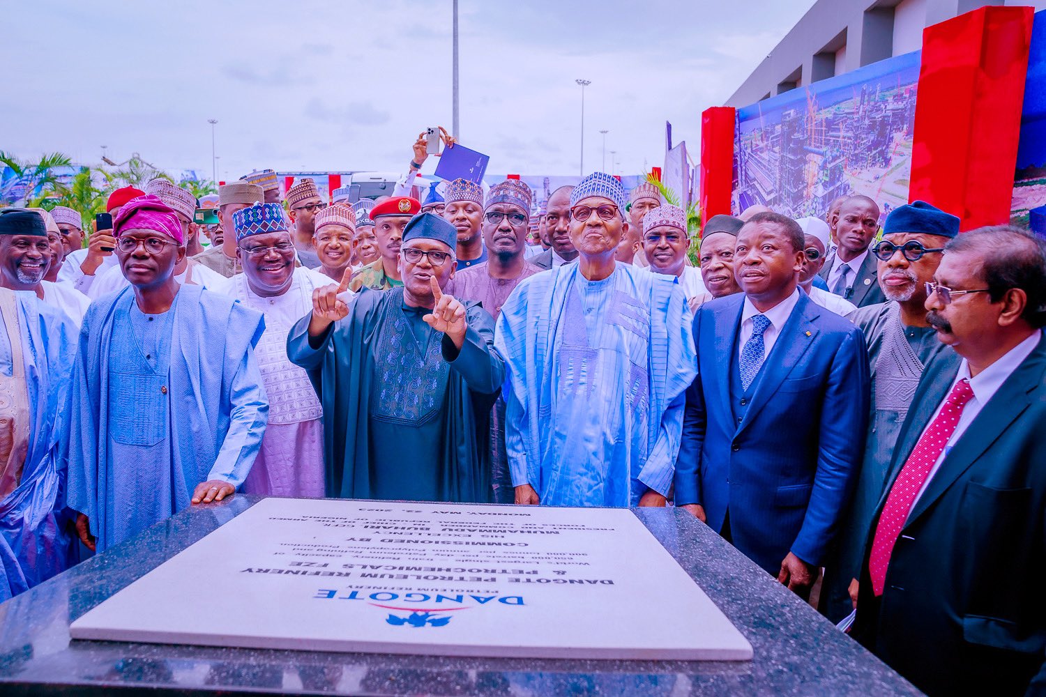 Faure Gnassingbé a assisté à l’inauguration de la «Dangote Oil Refinery» pour encourager la ZLECAf