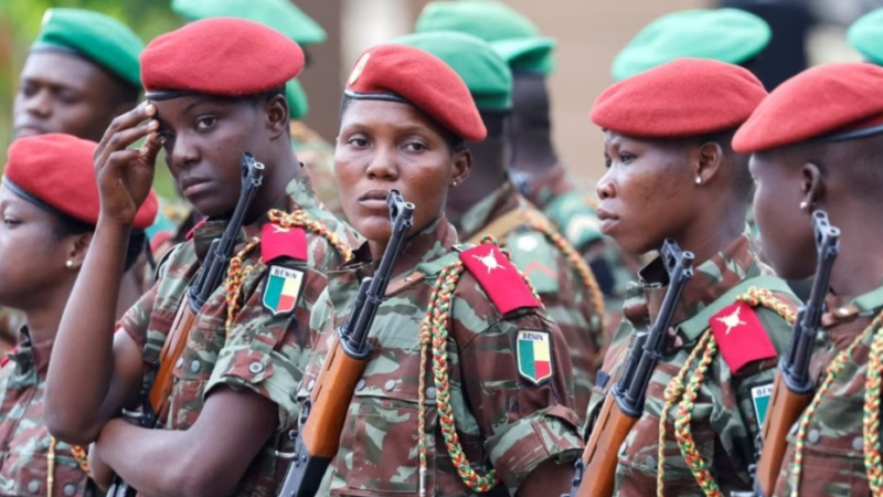 Bénin: Dix militaires blessés dans une explosion, la thèse de l’accident privilégiée