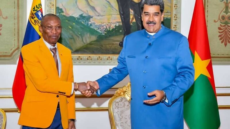Fin de la visite du Premier ministre burkinabè, Apollinaire de Tambèlaau au Venezuela
