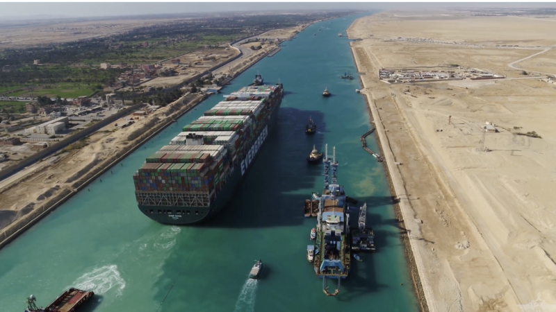 Les recettes du Canal de Suez en hausse de 35% en 2022-2023 (Officiel)