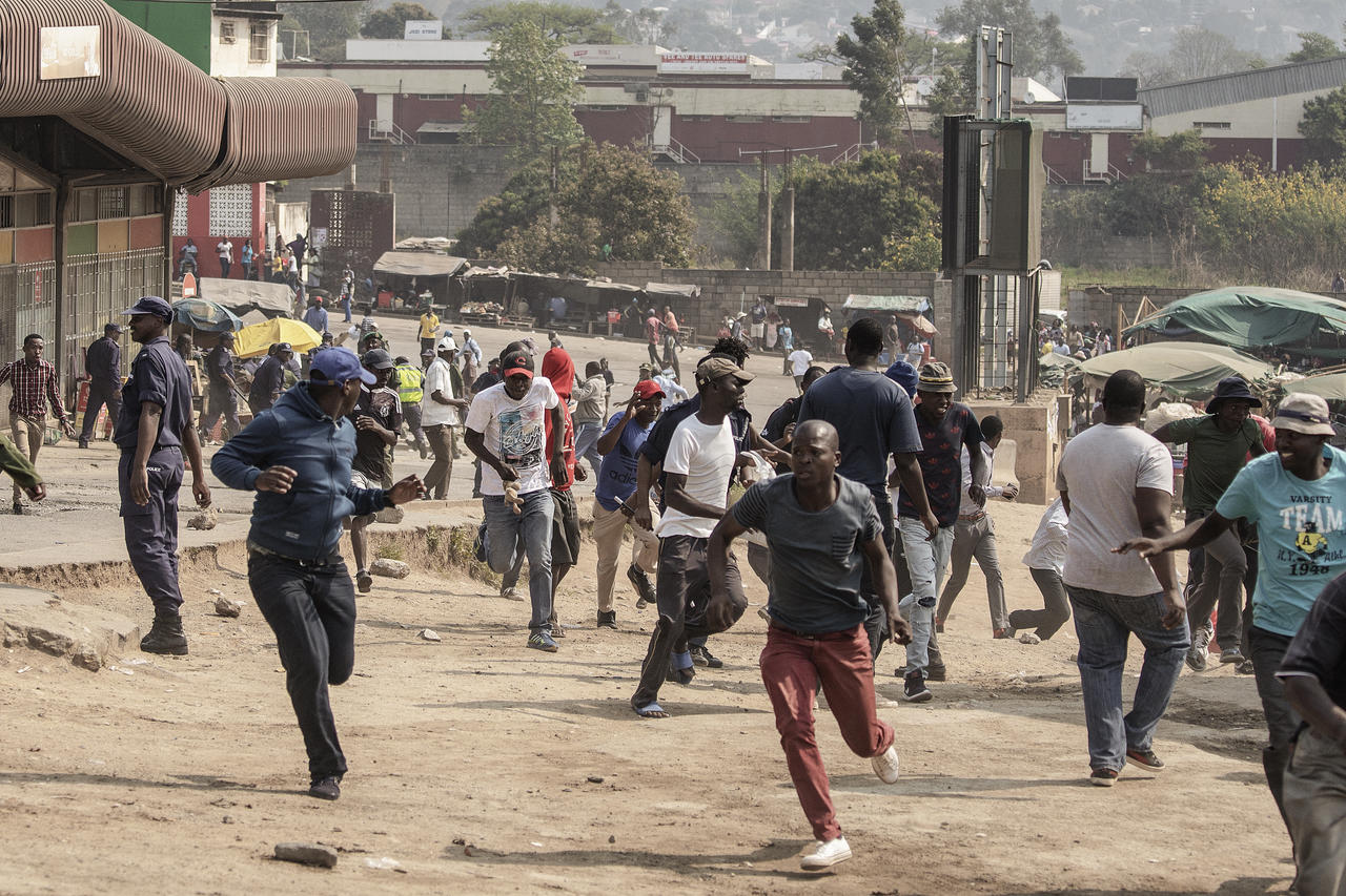 Eswatini: Deux députés pro-démocratie reconnus coupables de «terrorisme»