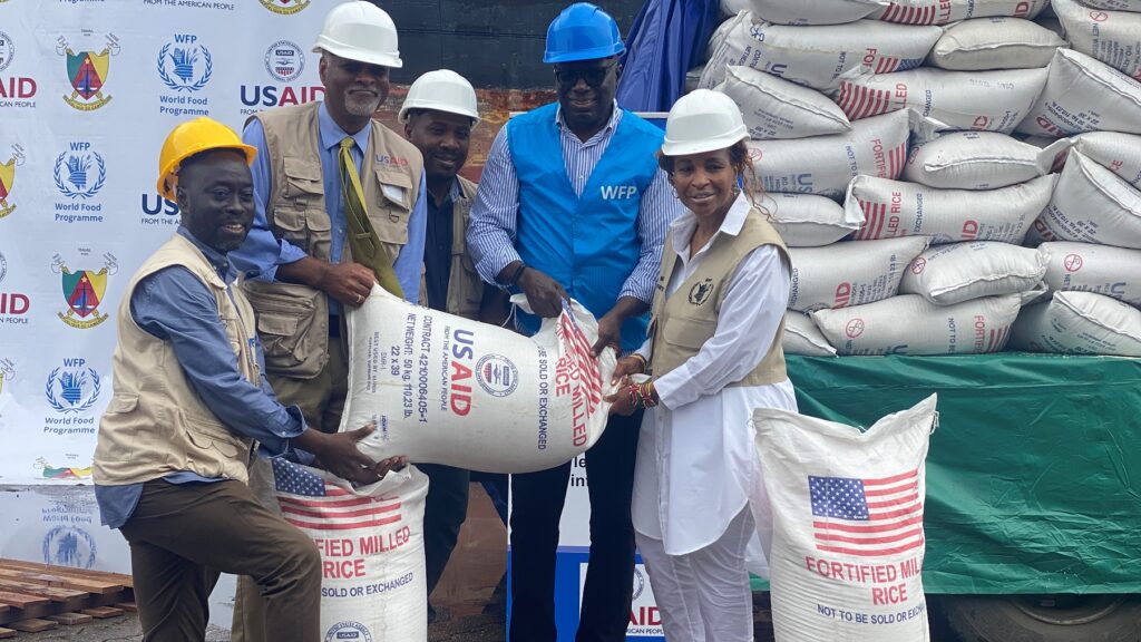 Le Cameroun reçoit un don américain de 11 000 tonnes de produits alimentaires