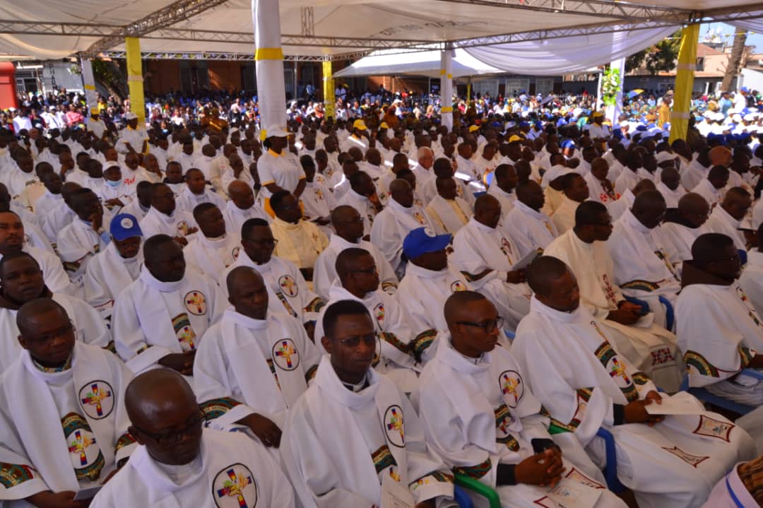 RDC : L’Eglise catholique monte au créneau contre les autorités qui s’accaparent les richesses du pays