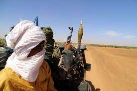 Burkina: Une trentaine de soldats et supplétifs de l’armée tués dans une énième attaque
