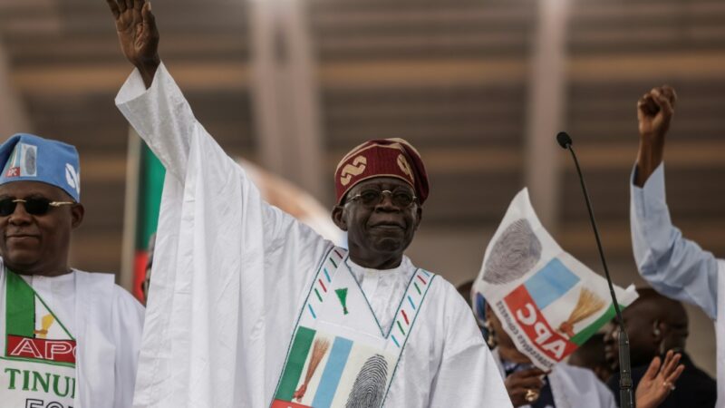 Nigeria: Bola Tinubu se débarrasse de l’ancienne direction de l’appareil sécuritaire national